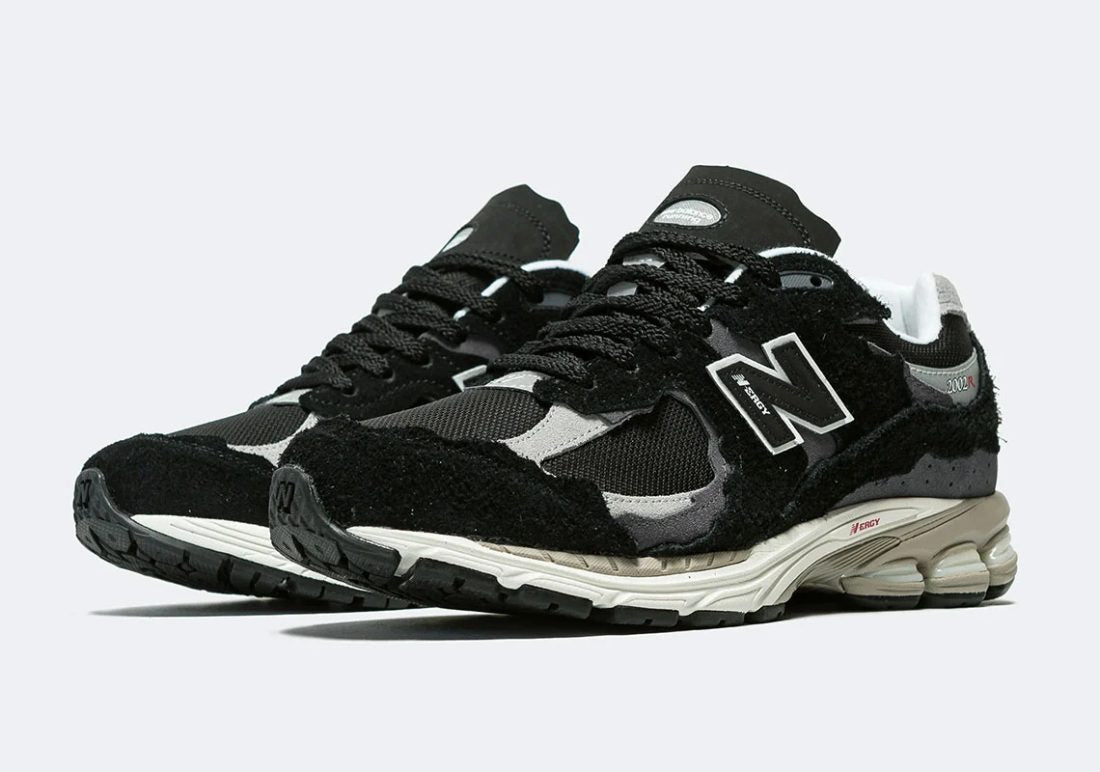 New Balance 2002R Protection Pack Black Grey